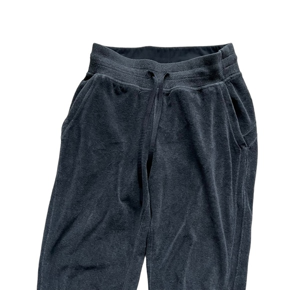 Lululemon Warm Down Jogger Women’s Size 2 - Picture 8 of 11